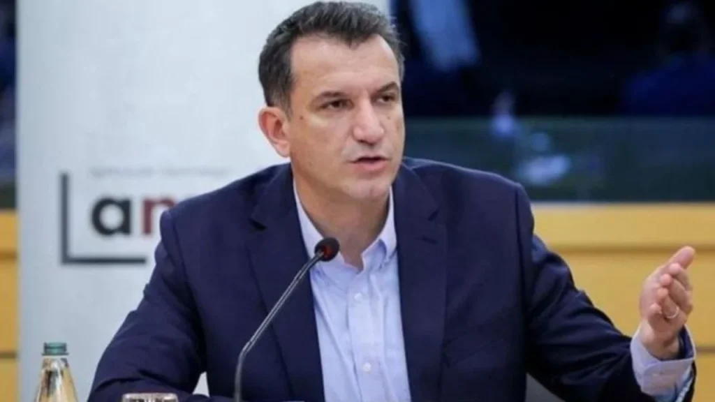 “Veliaj dyshohet se është vendosur në qeli izolimi”, avokati Ndreca ngre shqetësimin: Pa dritare dhe pa kushte normale për të paraburgosurit