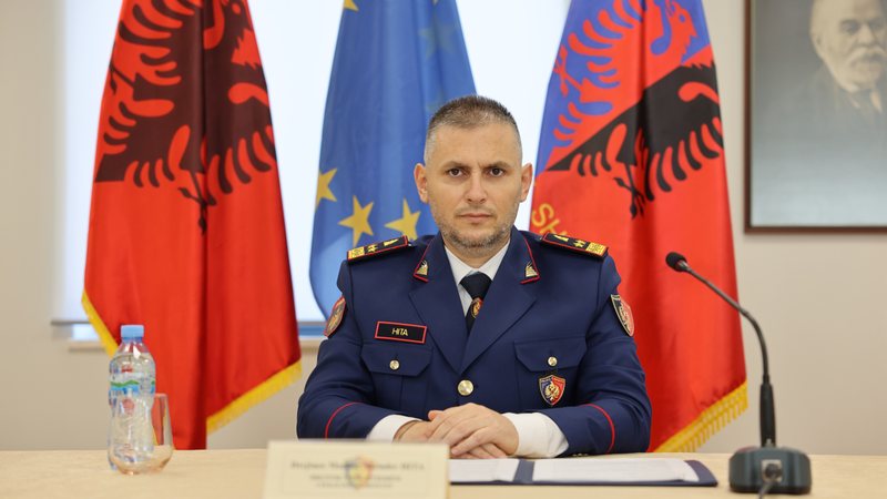 Hita lë porositë për Policinë e Shkodrës: Prioritet dosjet e vjetra! Goditje ndaj kultivimit të kanabisit, masa të shtuara sigurie në shkolla