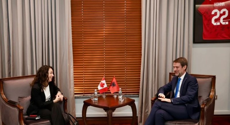 “Forcim i bashkëpunimit dypalësh”- Ministri Hoxha takohet me ambasadoren e Kanadasë në Shqipëri