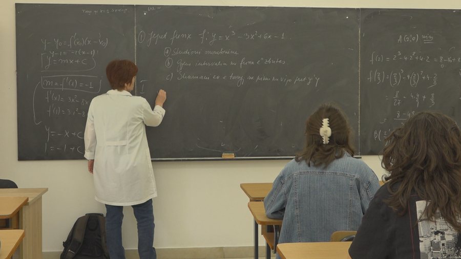 Arsimi mes protestave dhe nënfinancimit, buxheti i ri nuk e afron Shqipërinë me objektivin 5%