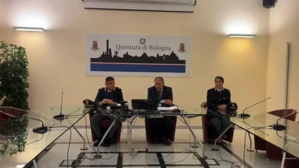 Kërcënime, armë dhe trafik droge, shkatërrohet rrjeti kriminal shqiptar në Itali