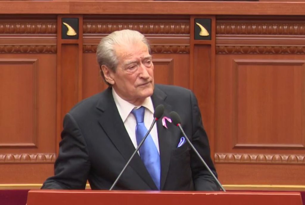 Berisha: Po shuani bashkitë me një votë, kjo është hakmarrje politike ndaj qytetarëve