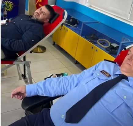 Për jetën, në çdo mision! Efektivët e Policisë Rrugore të Tiranës dhurojnë gjak për qytetarët në nevojë