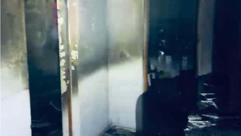 VIDEO/ Zjarr në një banesë në Lezhë, ndërhyjnë zjarrfikësit