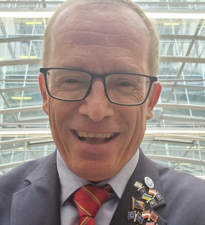 Kandidati për president i Austrisë: “Do të rikthej në Krujë përkrenaren e Skënderbeut”