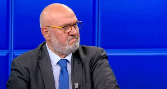 “500 mijë lekë gjobë nëse nuk largohesh nga protesta!” Petraj: Këto masa Rama i mori nga Italia