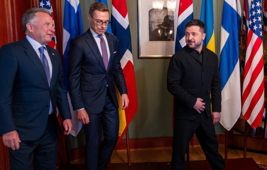 SHBA rikthen ndarjen e inteligjencës me Ukrainën pas bisedimeve diplomatike në Norvegji
