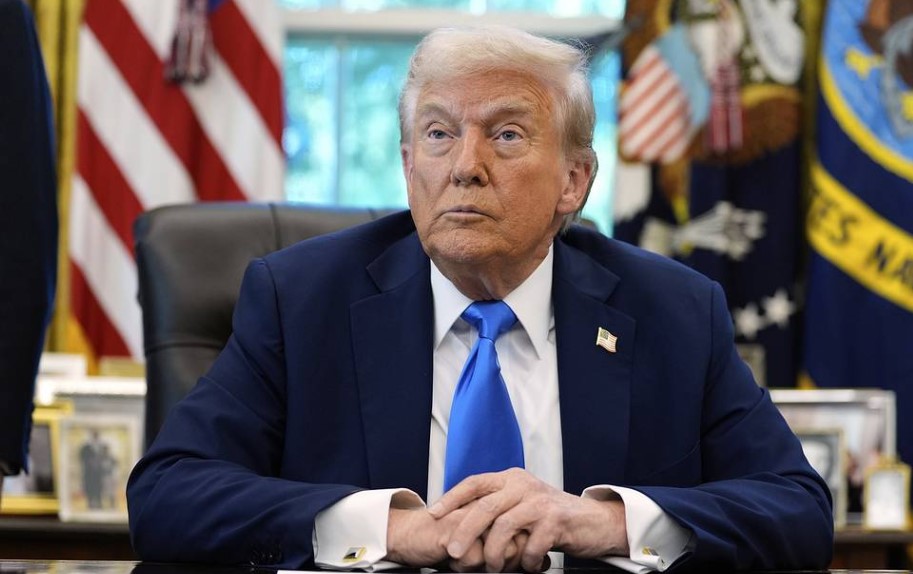 Trump prezanton sërish planet për ta riemërtuar Ngushticën e Hormuzit në “Ngushtica Trump”: Duket sikur po bëj shaka