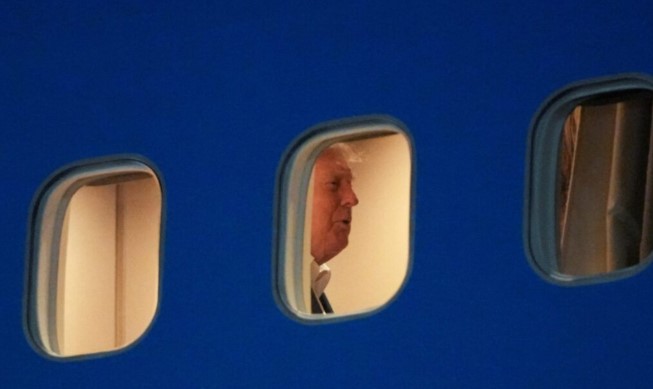 Shtëpia e Bardhë kufizon sërish gazetarët! Pas CNN, edhe Politico nuk lejohet në Air Force One