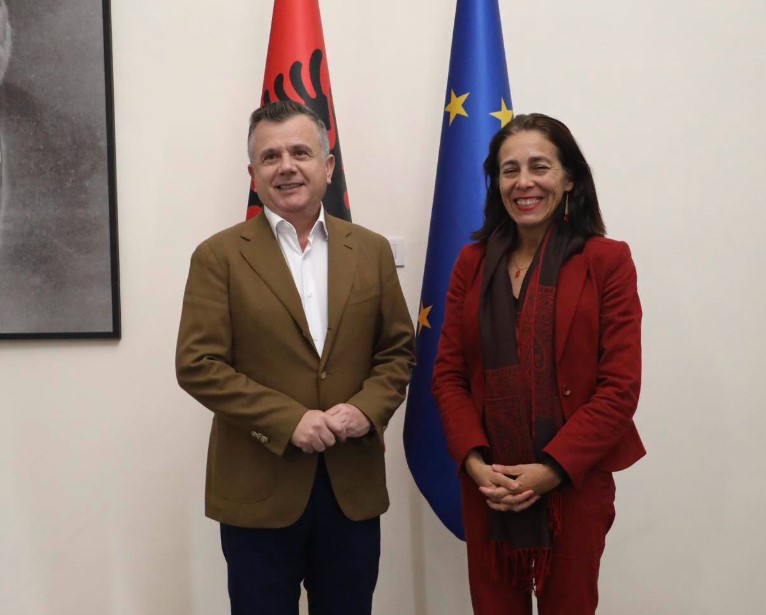 Balla pas takimit me ambasadoren e BE-së, Sofia Moreira de Sousa: Bisedë e frytshme mbi agjendën e anëtarësimit në BE