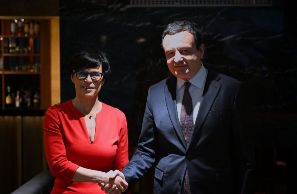 Kurti takon Kos në Mal të Zi: E rëndësishme mbështetja për statusin e vendit kandidat dhe hapja e negociatave për anëtarësim
