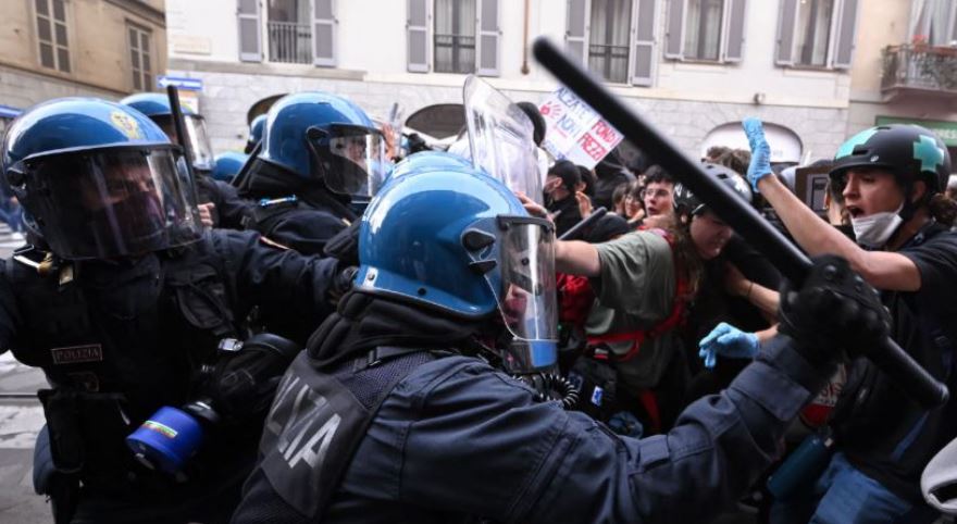 Kaos në Milano, 160 të arrestuar në katër orë/ Protestuesit thyen dyqanet e plaçkitën qytetin