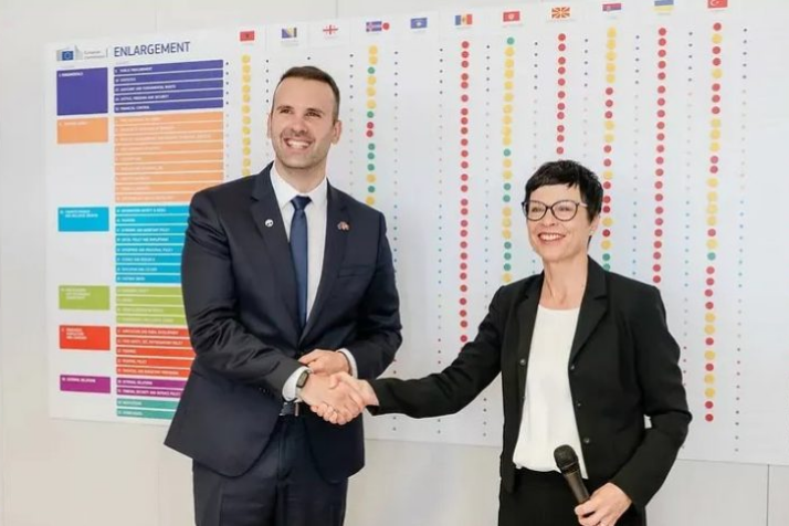 Mali i Zi mbyll edhe 3 kapituj me BE-në, Kos: Sot, do të mbyllim një kapitull me Shqipërinë
