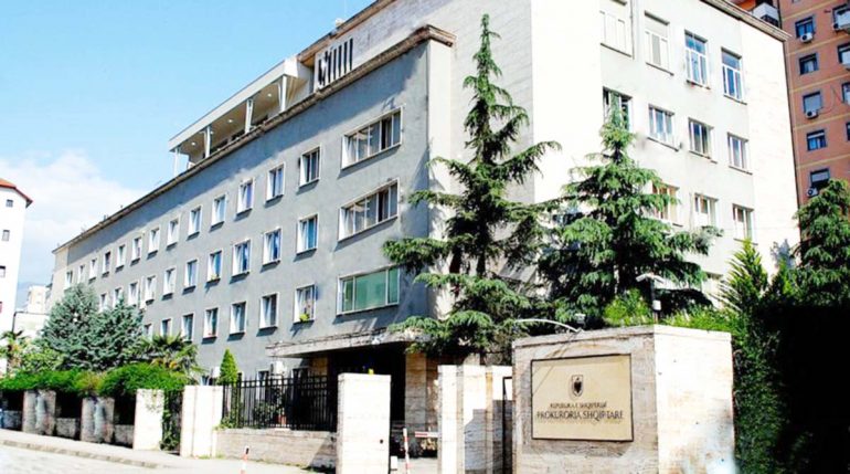Shoqata e Prokurorëve kundërshton ndryshimet në Kodin Penal: Kufizojnë hetimet dhe rrezikojnë luftën ndaj korrupsionit