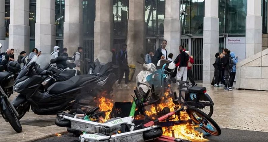 Protestat e studentëve në Francë, pezullohet mësimi në 500 shkolla