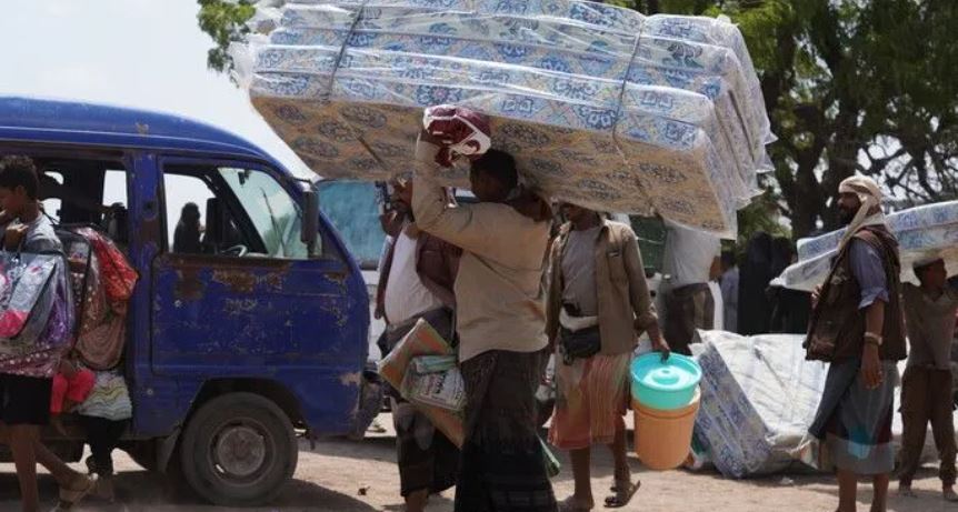UNHCR: Mbi 250 mijë të zhvendosur në Jemen që nga gushti, luftimet përshkallëzohen